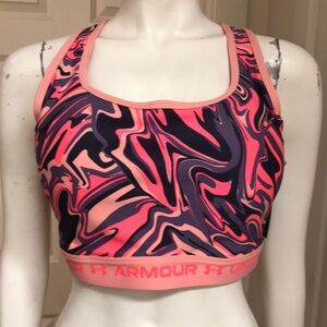 Under Armour Athletic/Athleisure Sports Bra, NWT!